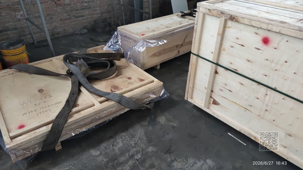 Custom home lift wooden crate packing — dimensions and weight recorded for shipping
